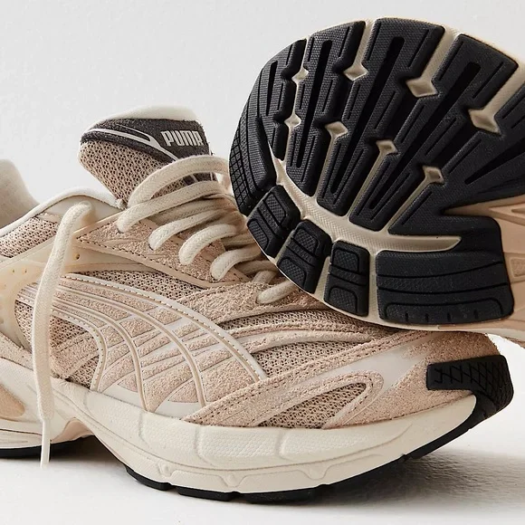 NEW Free People Puma Velophasis Sneakers - Picture 3 of 13